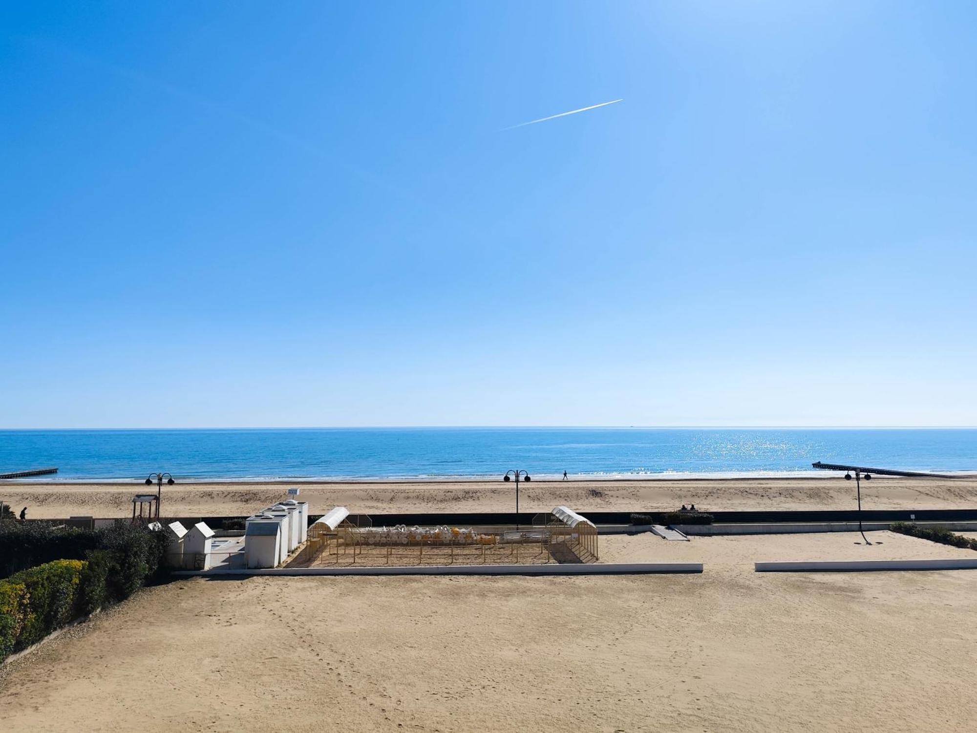 Puerto Del Sol Fronte Mare Apartment Лидо ди Йезоло Екстериор снимка