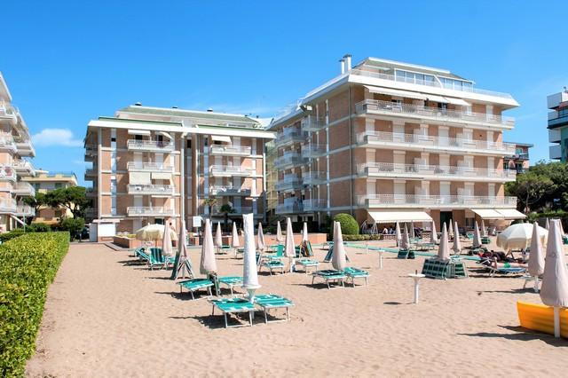 Puerto Del Sol Fronte Mare Apartment Лидо ди Йезоло Екстериор снимка